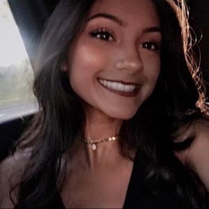 Meet your Posher, Christina